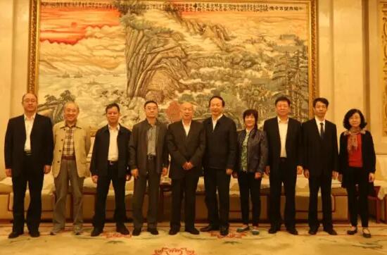 1446083293917821.jpg 3.jpg